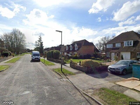 Upfield, Horley
