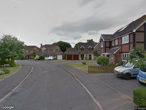 Red Oaks, Henfield