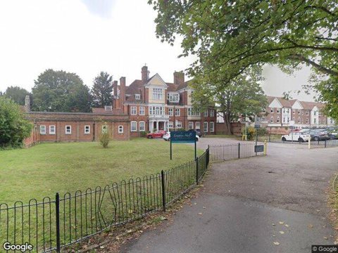 Woodland Grove, Loughton