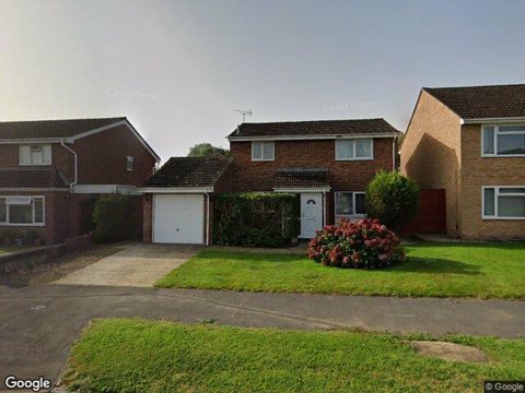 24 Windermere, Swindon