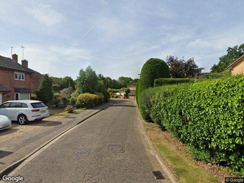 Elliot Avenue, Peterborough