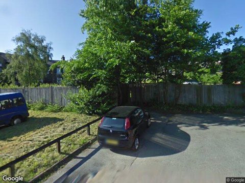 Willowbank, Hadfield