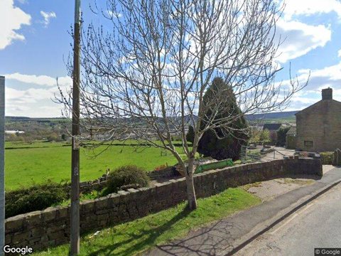 The Hennessy Partnership's Living Well Street, Poppy Walk & Tom Wroe, Holmfirth