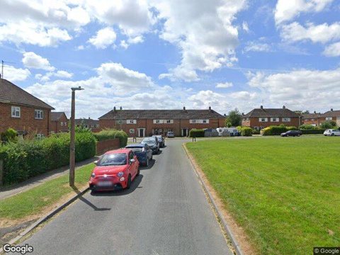 74 Oaklands, Chippenham