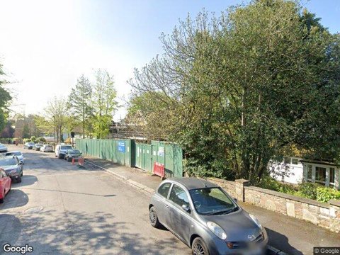 Russell Hill, Purley