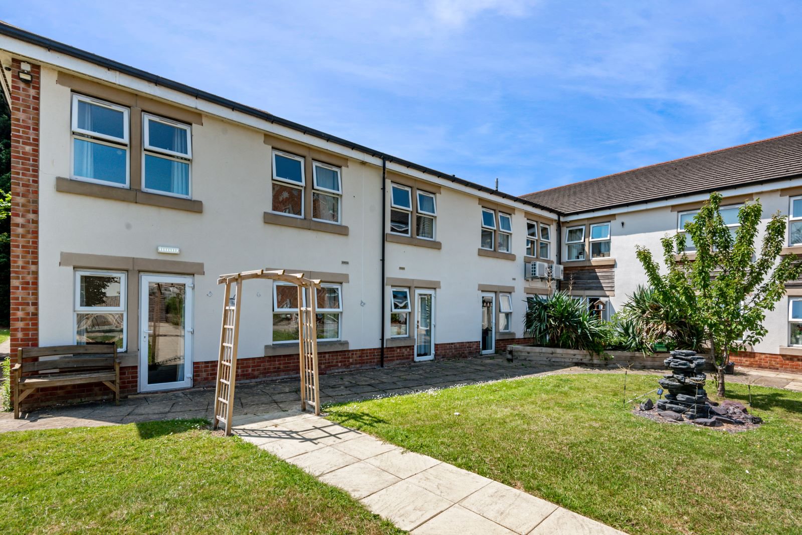 Photo of Thornton Hall & Lodge