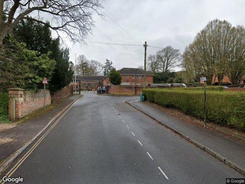 Eastrop House and Lodge, Basingstoke