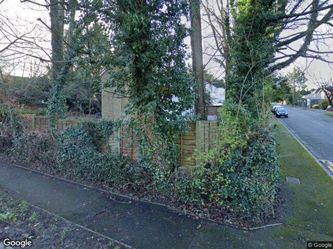 Warren Court, Purley