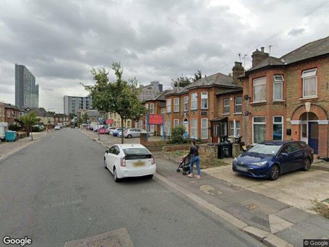 Oakwood Lodge, Ilford