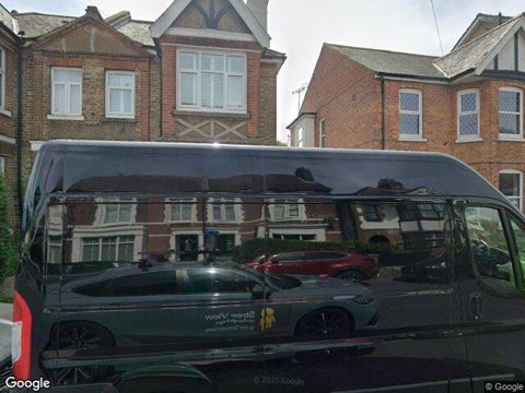 24 Seabrook Road, Hythe