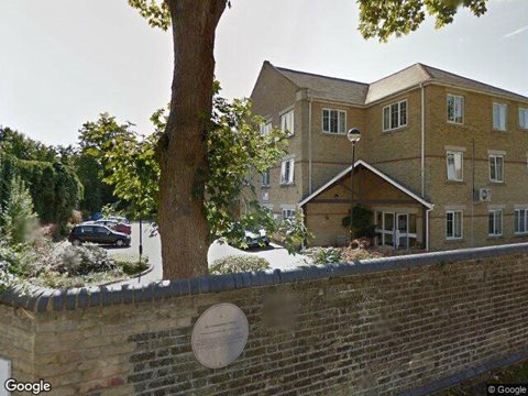Elizabeth Court, Caterham