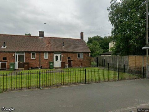 Lyndale, Pontefract